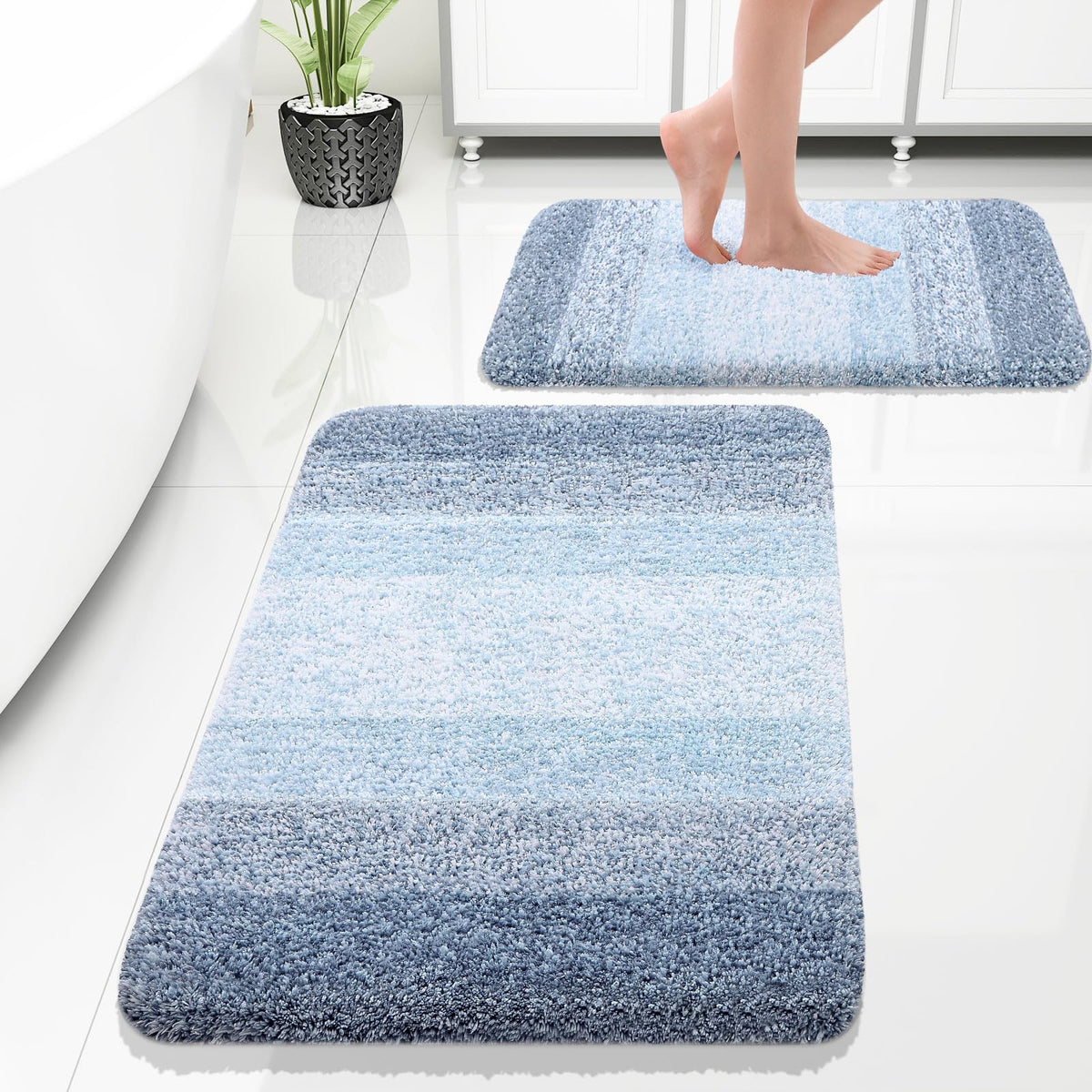 OLANLY bathroom rug set front view in blue delivers soft warmth after a shower