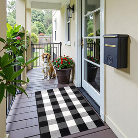 OLANLY Buffalo Plaid Rug absorbs moisture to help keep entryways tidy.