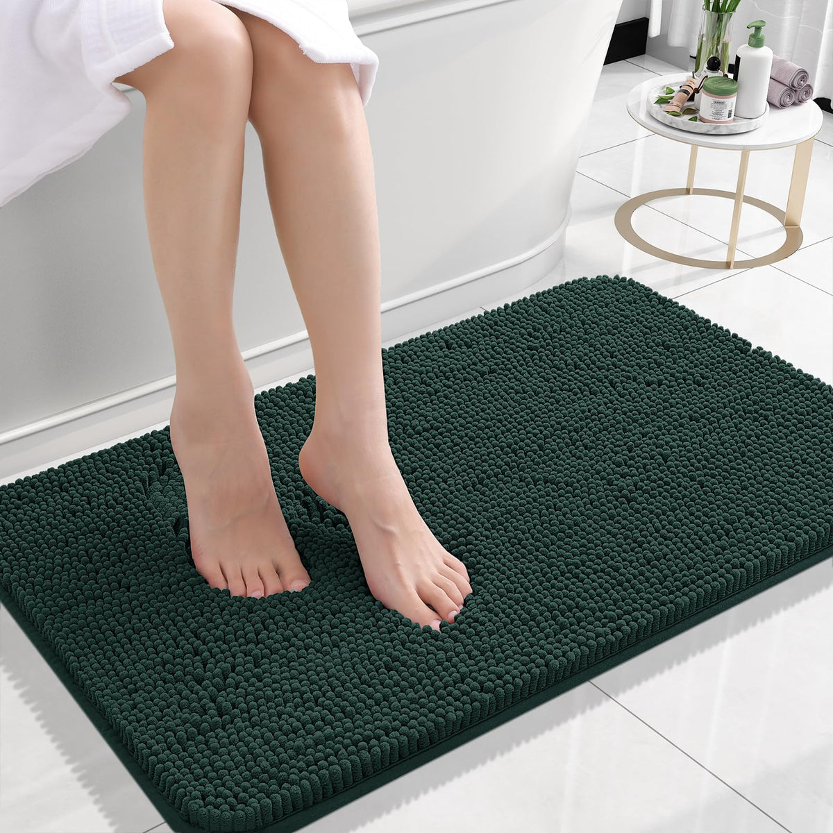 OLANLY bath rug chenille texture close-up shows plush softness for cozy feet