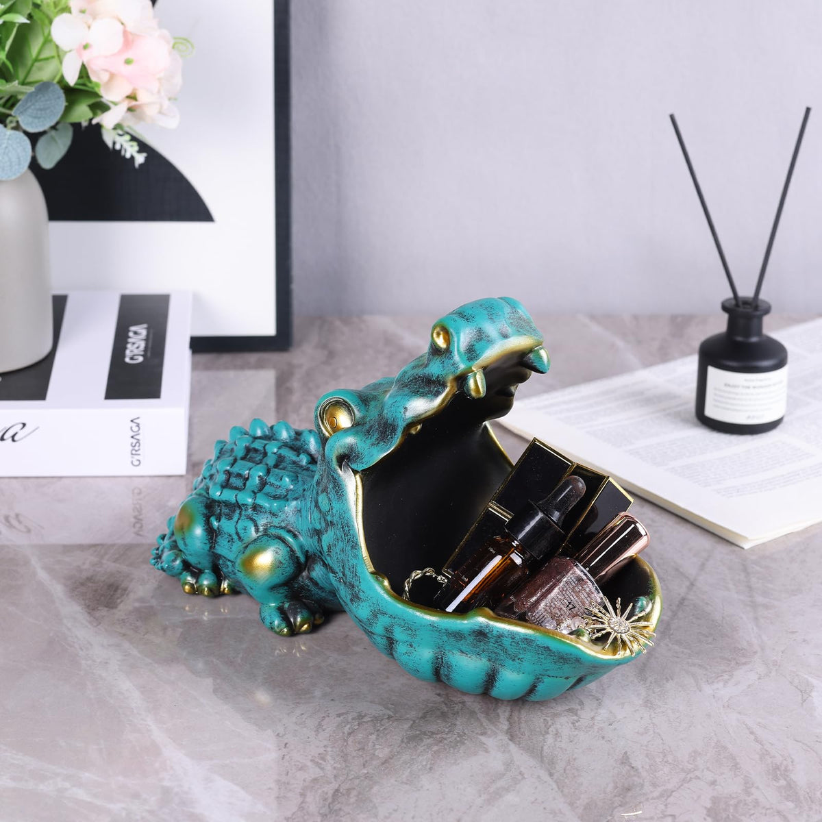 oliruim alligator entryway decor adds whimsy while keeping essentials close.