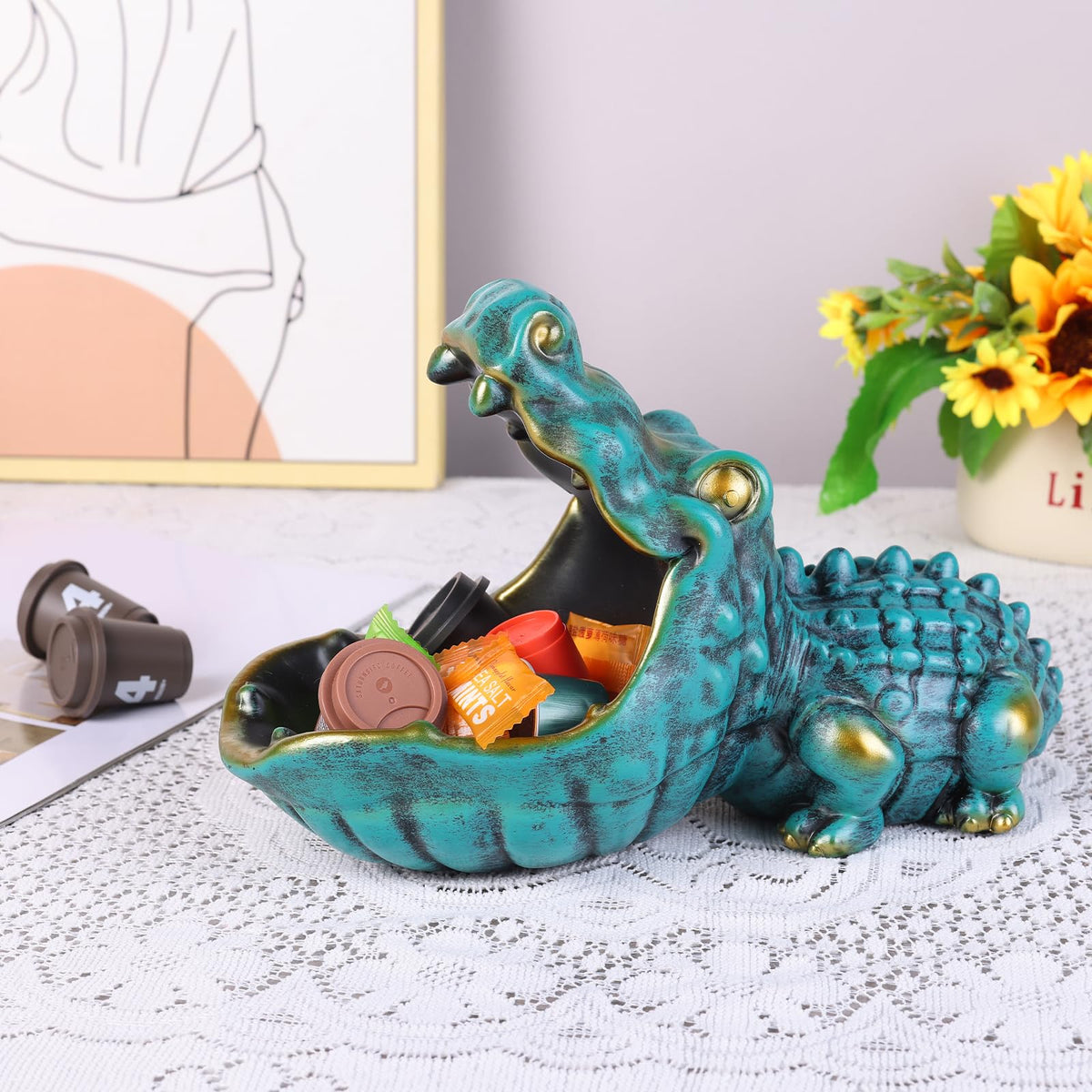 oliruim alligator resin craft finish offers vintage-inspired texture.