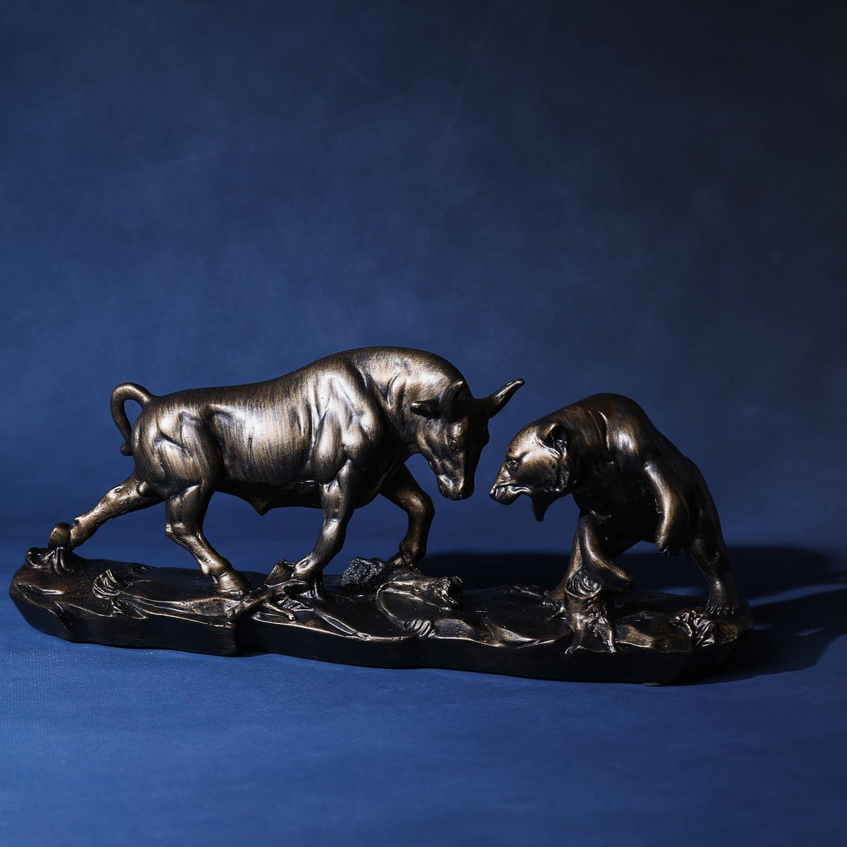oliruim bull statue with gold finish ideal desktop accent