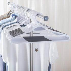 Ollieroo hanger with pant bar non-slip keeps pants securely in place