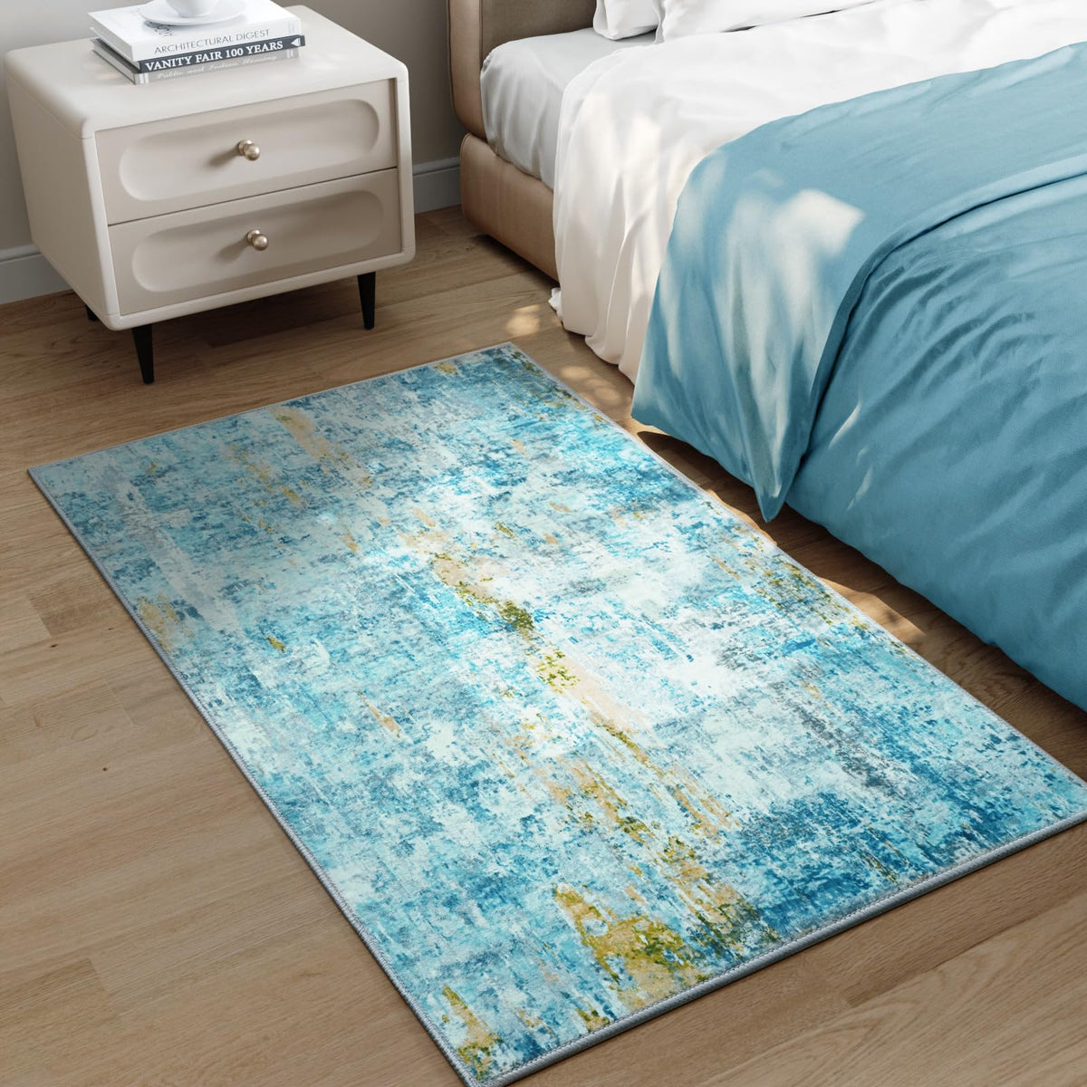 Ompaa low-pile rug fits under furniture and doors