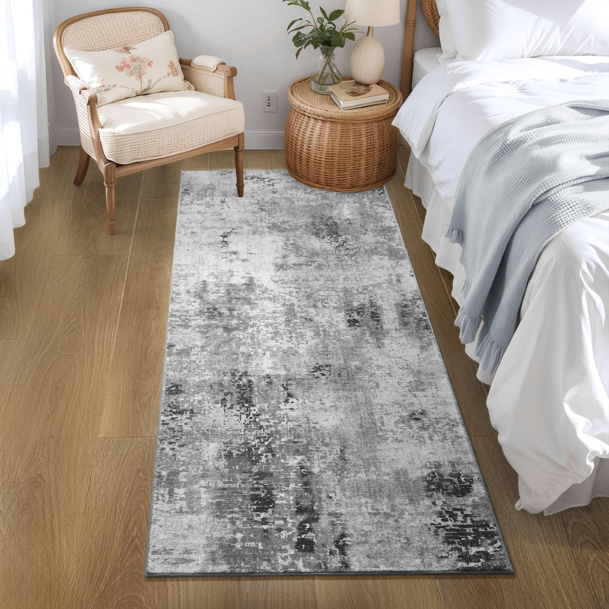 Ompaa grey rug fits modern decor while concealing foot traffic marks.