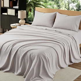 OnlySet pillowcases in soft linen offer gentle, skin-friendly comfort.