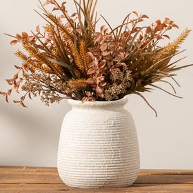 OOIT ceramic vase suitable for multiple decor styles and placements