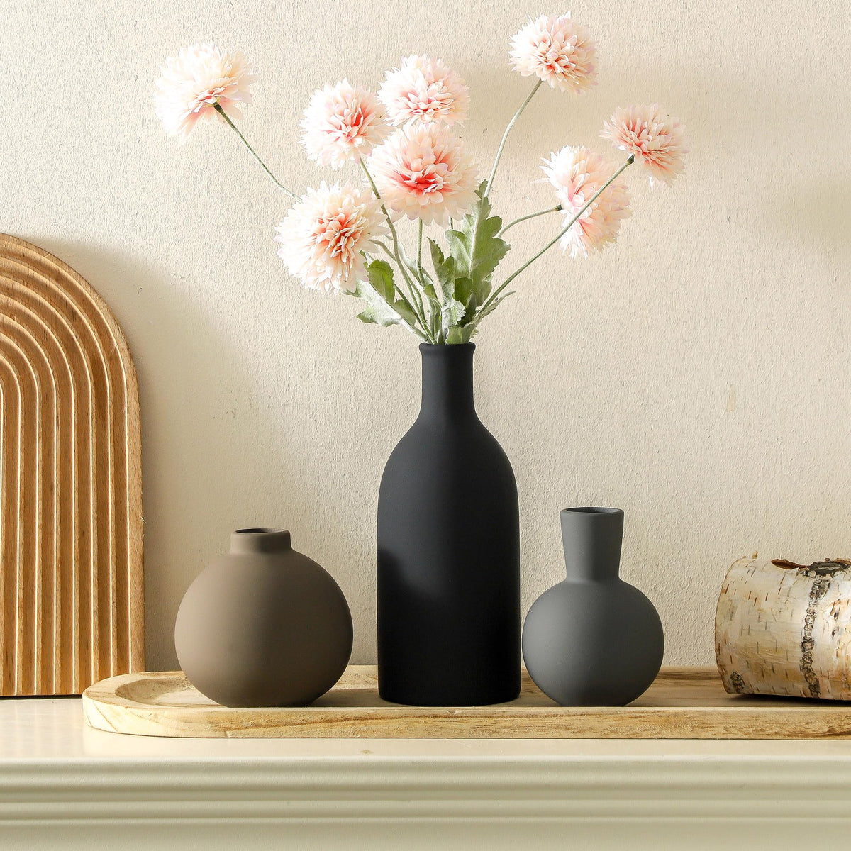 OOIT trio provides three sizes for flexible arrangements.