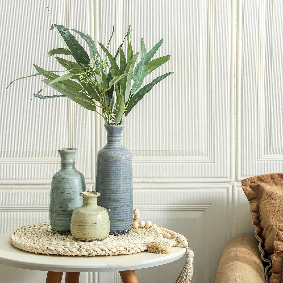 OOIT mantel display vase for shelves and tabletops