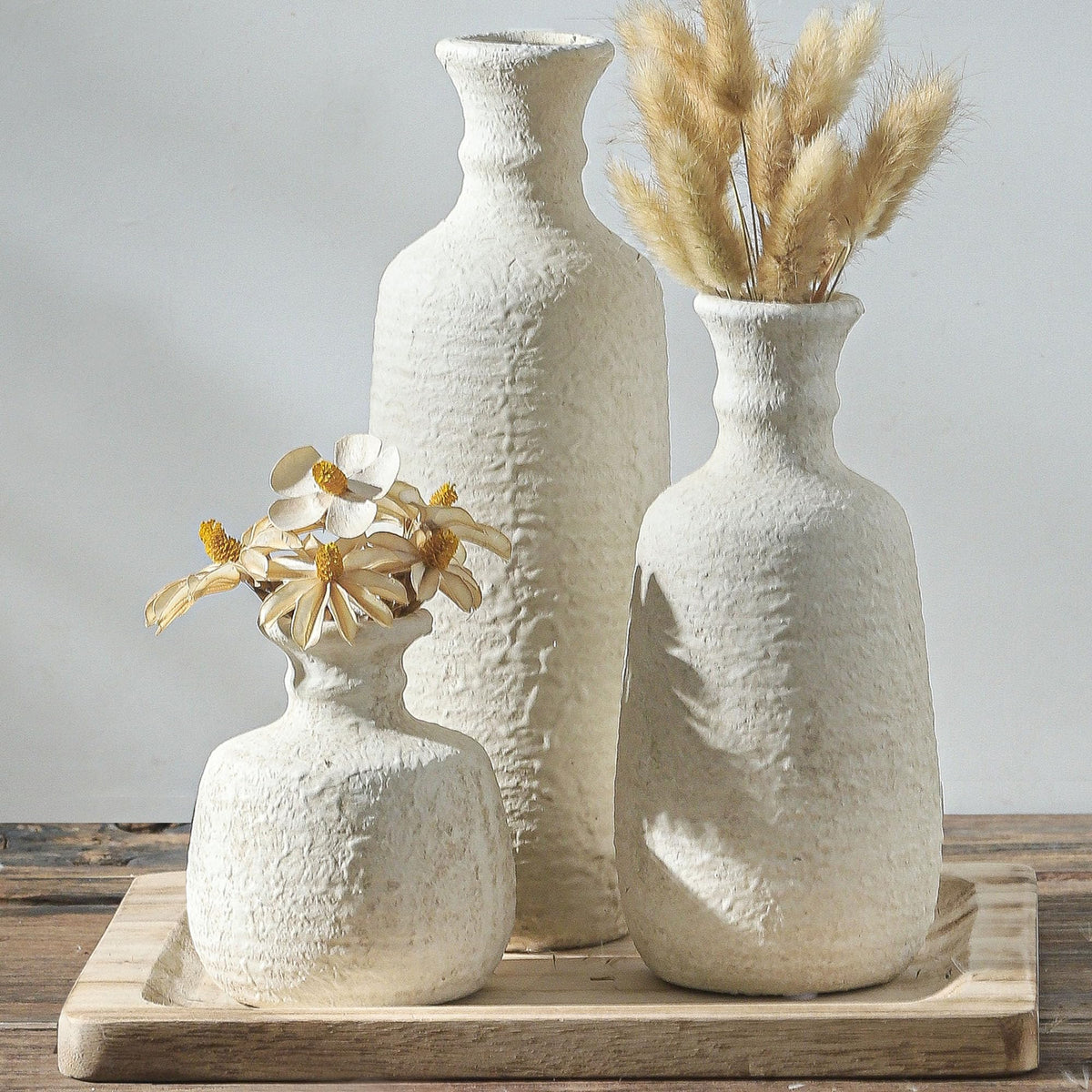 OOIT ceramic vase set of 3 on mantel display adds neutral elegance
