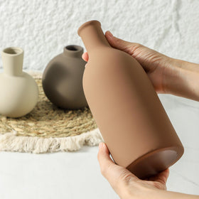 OOIT vase set of 3 small brown ideal for shelves and mantels
