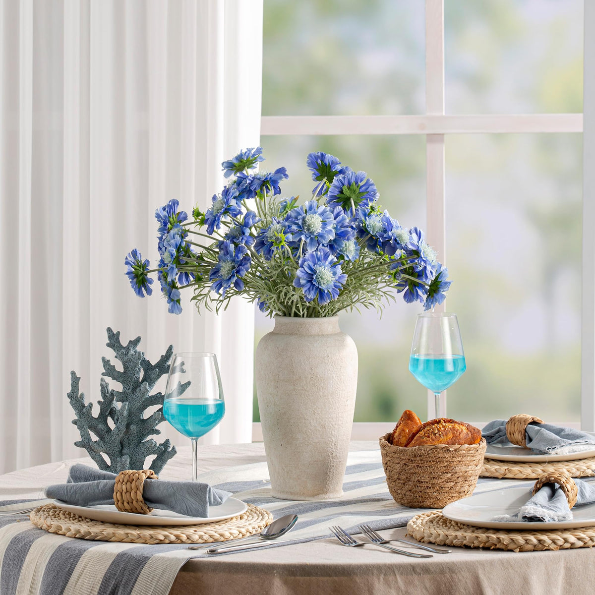 OOIT vase with waterproof coating supports fresh-cut flowers without leaks.