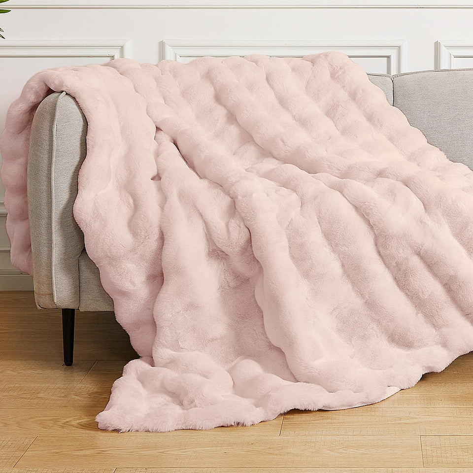 ORINOVA pink fluffy blanket front view shows ultra-soft texture for cozy lounging