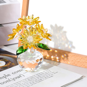 Ornalrist Crystal Yellow Daisy closeup facets highlight dazzling light reflection
