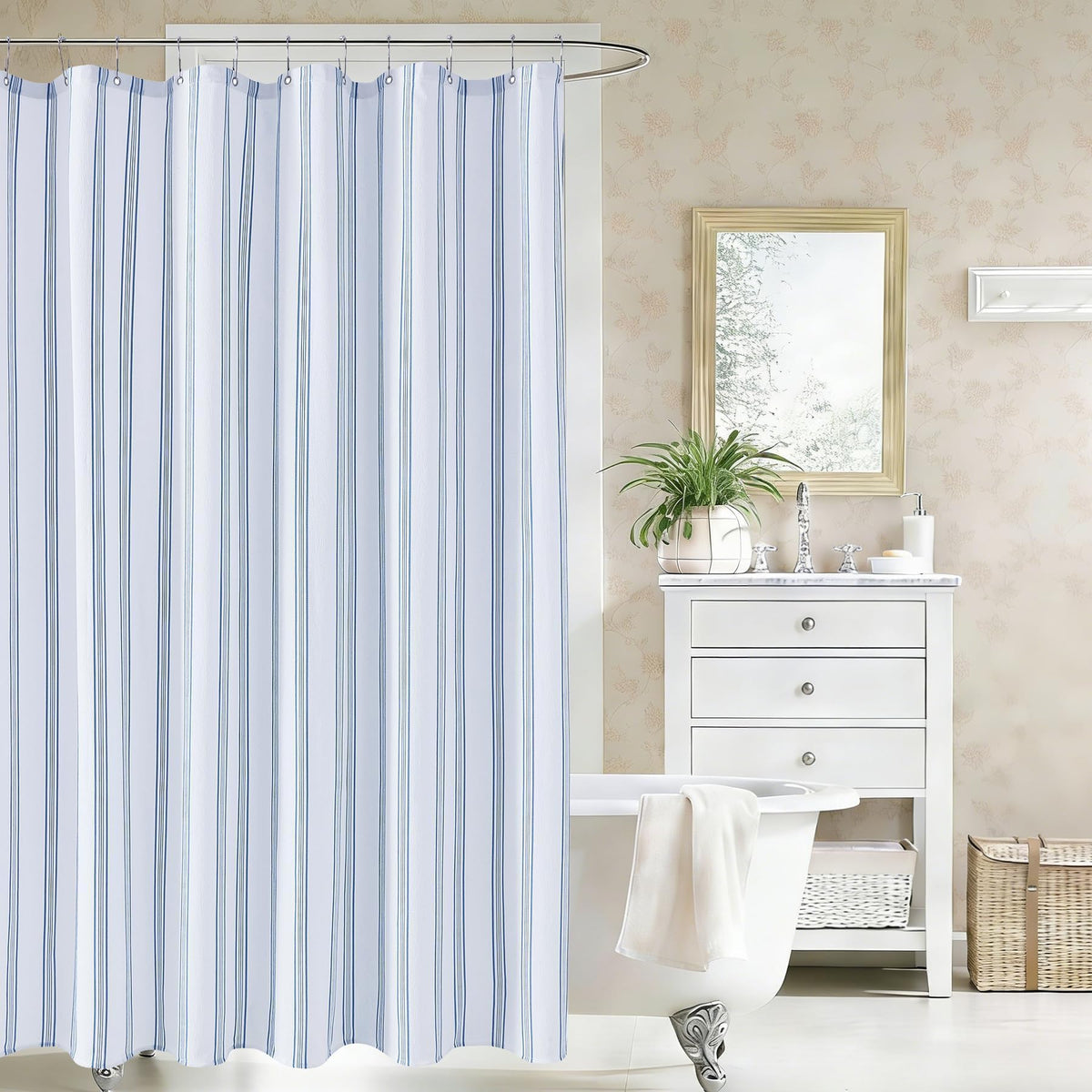 Close-up of ORTIGIA crinkled texture on the curtain surface.
