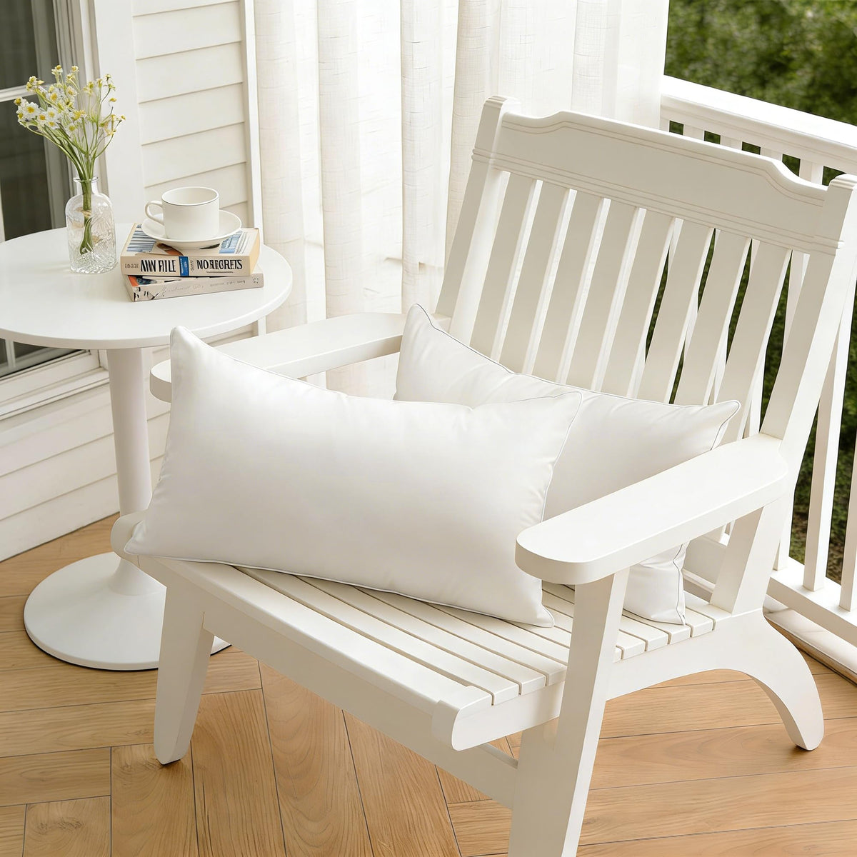 Oubonun versatile indoor-outdoor pillows for couches and patios
