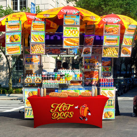 Oudain wind-resistant tablecloth helps stalls stay neat in breezy spaces.