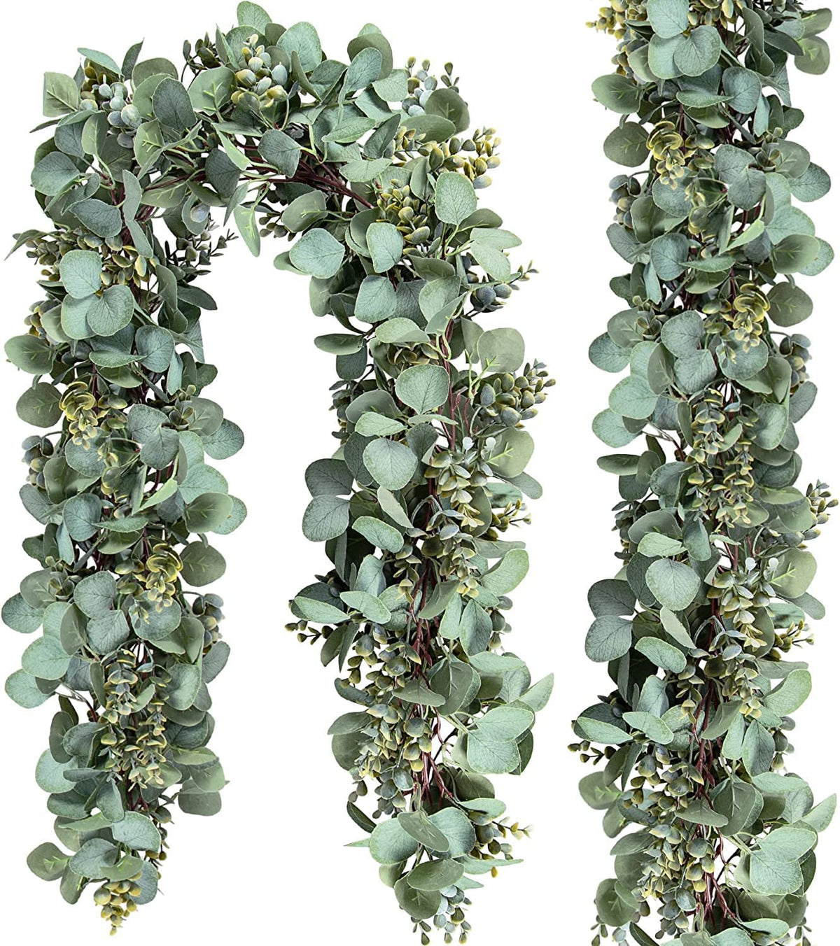 Ouddy Decor eucalyptus garland with lush leaves for versatile venue styling.