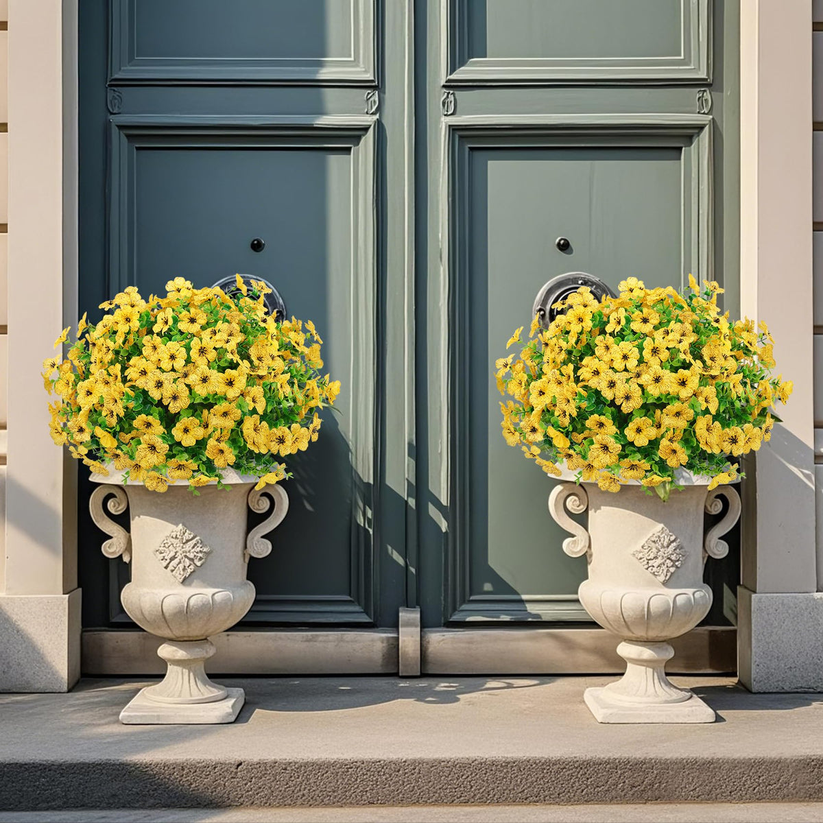 Ouddy Decor versatile flowers for indoor and outdoor decor.