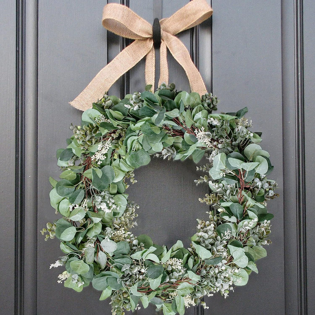 Ouddy Decor table runner garland setup for elegant wedding decor.