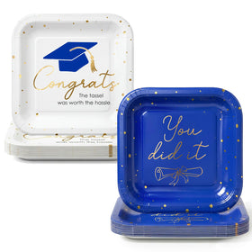 OuMuaMua blue-gold graduation plates elevate a chic tablescape and simplify cleanup.