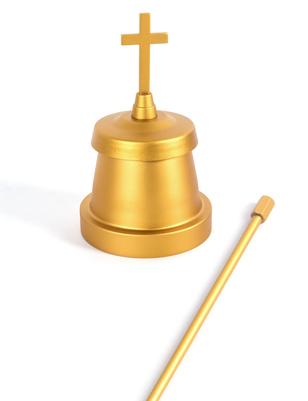 OURMEMO grave lantern with anodized aluminum frame lasts through seasons.