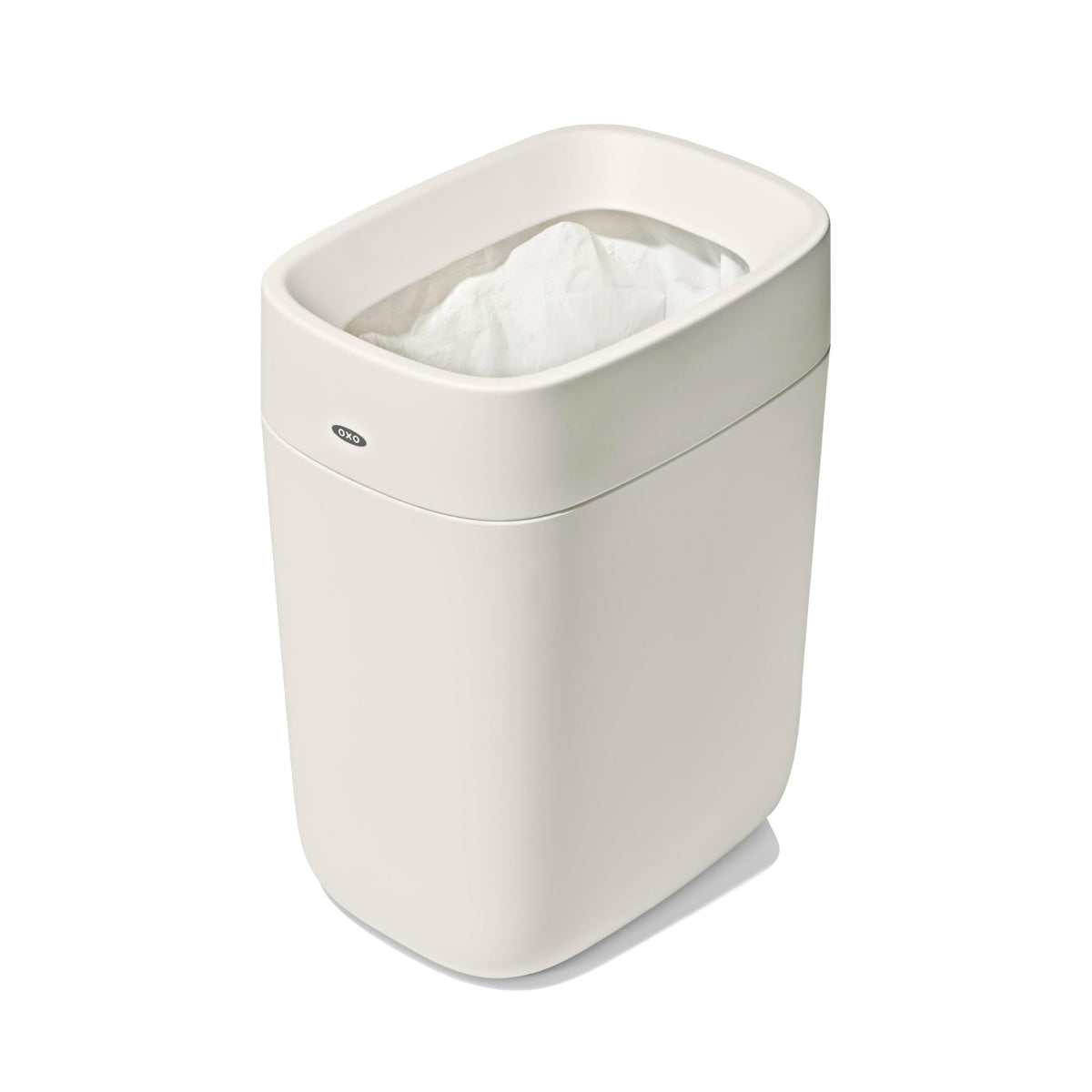 OXO Good Grips trash can with lid snapping onto collar to conceal the bag.