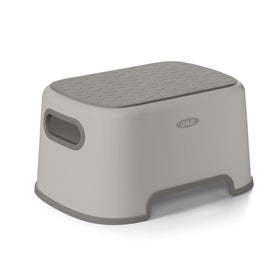 OXO Tot Step Stool Drizzle top view demonstrates a 7-inch height for independent reaching.