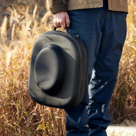 Ozueccr travel case interior elastic straps keep hats secure.
