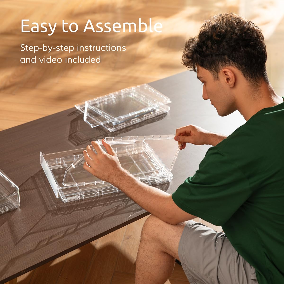 Ozueccr stackable box saves space and keeps hats dust-free.