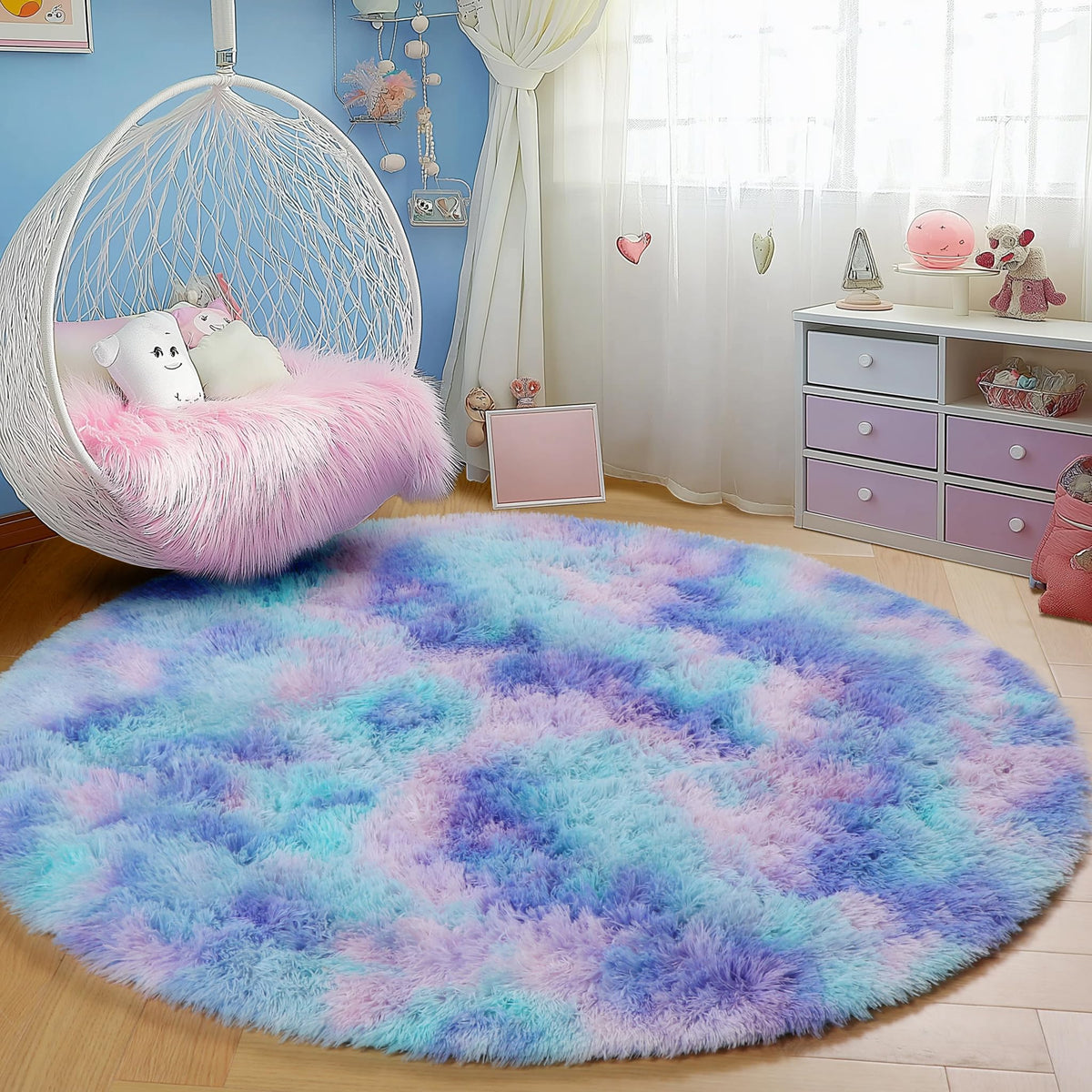 PAGISOFE pastel mermaid round rug brightens nursery ambiance.