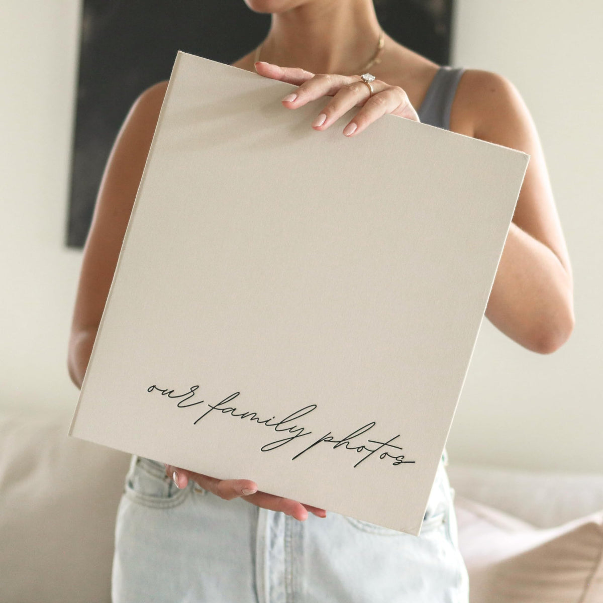 Paige McRae 400-pocket layout organizes 4x6 photos efficiently