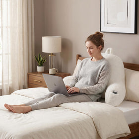PAJEO soft faux fur armrests offer cozy support for gaming