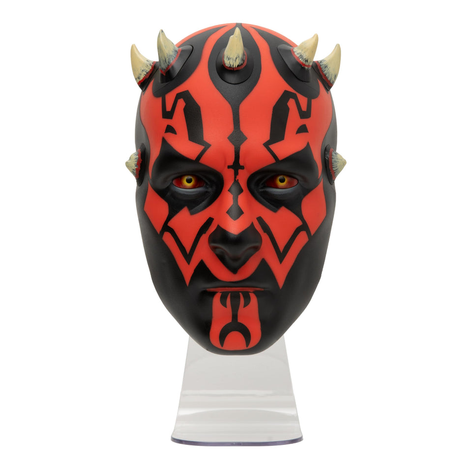 Paladone Darth Maul light wall-mount adds dramatic ambience.