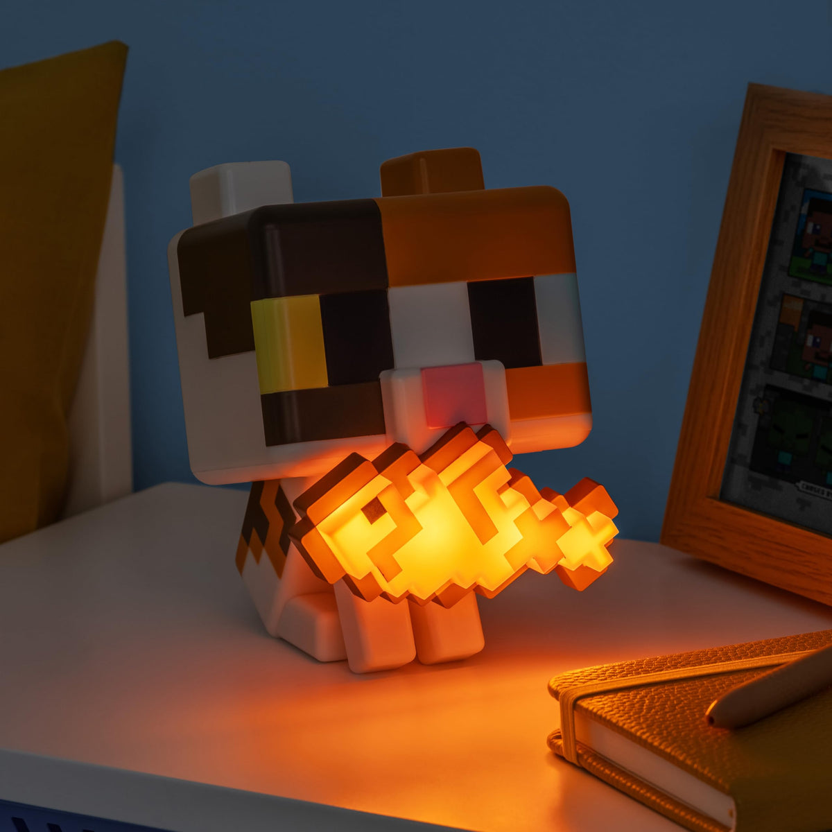 Paladone Minecraft Cat GloBuddies Light stands 15 cm tall on a shelf.