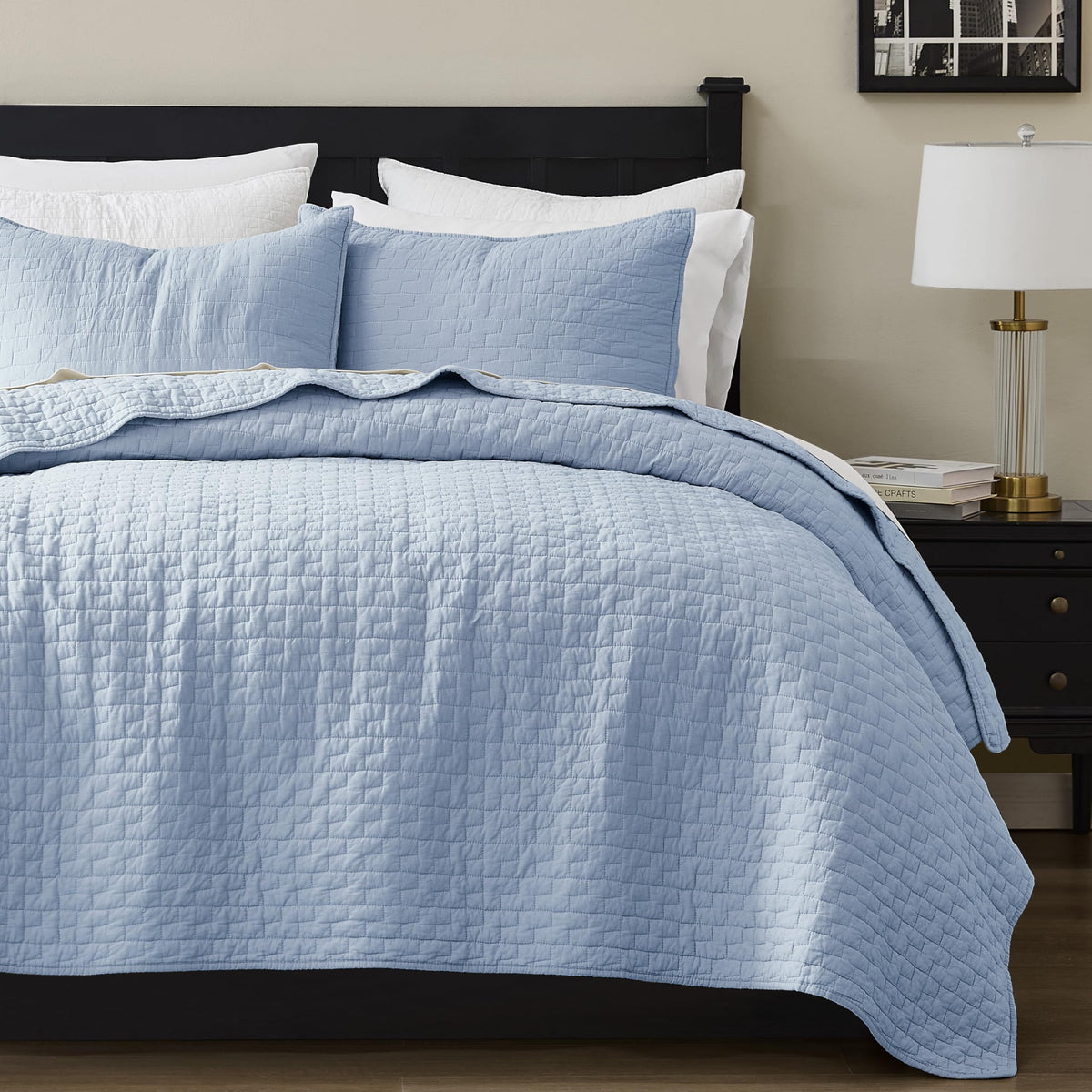 Palassio Baby Blue quilt queen close-up highlighting breathable 100% cotton softness.