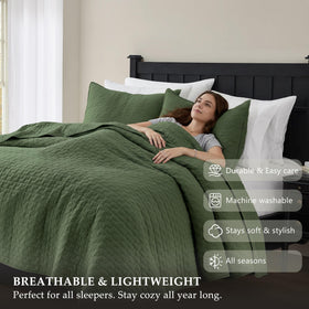 Palassio lightweight cotton quilt folded for storage and care.