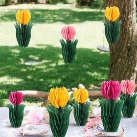 PAPER JAZZ tulip honeycomb centerpieces in yellow, 20cm height, versatile for intimate gatherings.