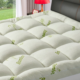 PATSBA Premium bamboo-viscose fabric close-up shows breathable weave for cooler nights.