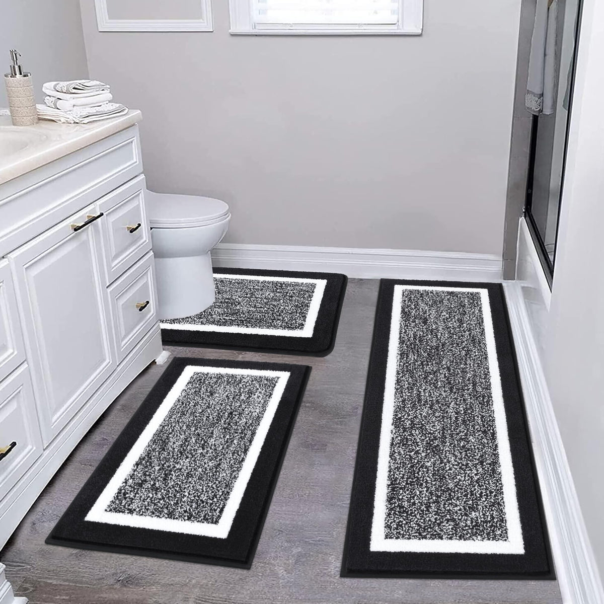 Pauwer bathroom mat set 3-piece front view shows ultra-soft fibers for feet