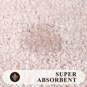 Pauwer machine-washable bath mats designed for easy care