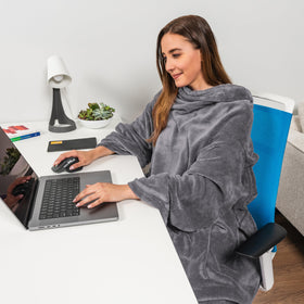 PAVILIA travel-friendly design is easy to wear on the go.