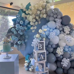 PAXILE white balloons in multiple sizes for full garland density