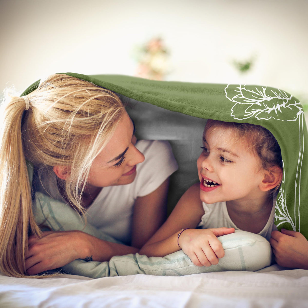 PAZISOL Aunt Blanket with words design for a heartfelt gift.