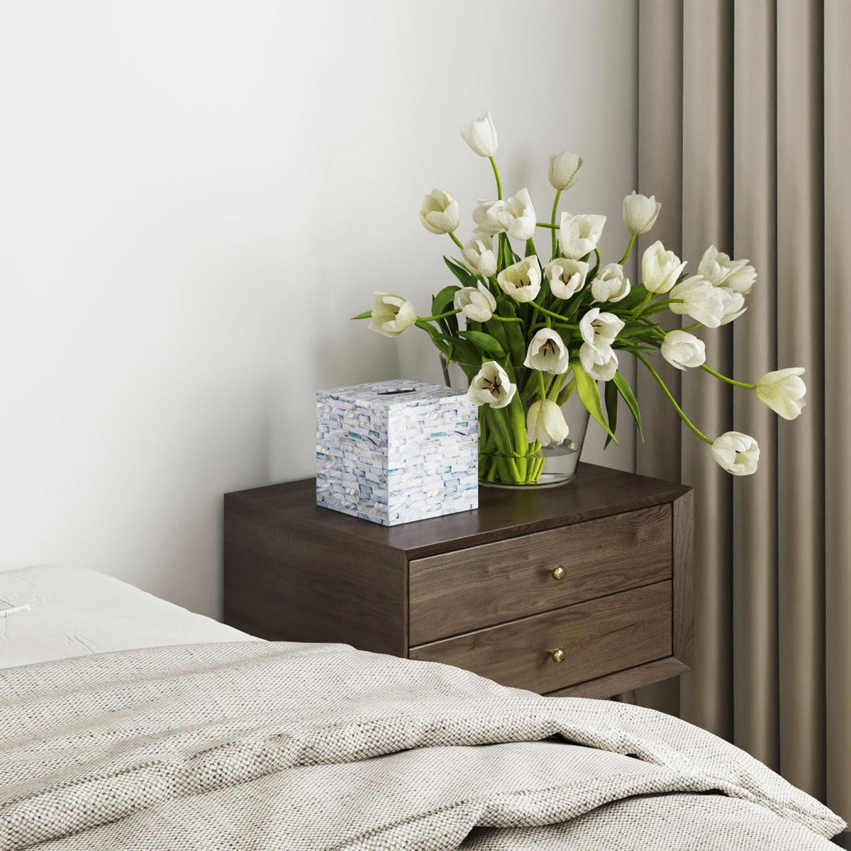 PEMAR gift-ready blue tissue holder suitable for housewarmings
