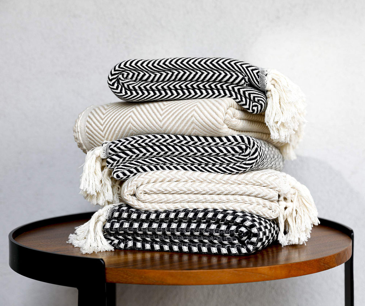 Peshtemania outdoor blanket ideal for picnics and relaxed outdoor seating.