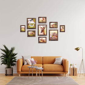 Petaflop frame with easy-open tabs for quick photo swaps