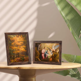 PETAFLOP wall or tabletop display 5x7 frames offer flexible placement.