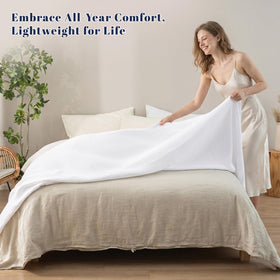 PHF 4-layer gauze blanket texture highlighted for lightweight airiness and moisture diffusion.