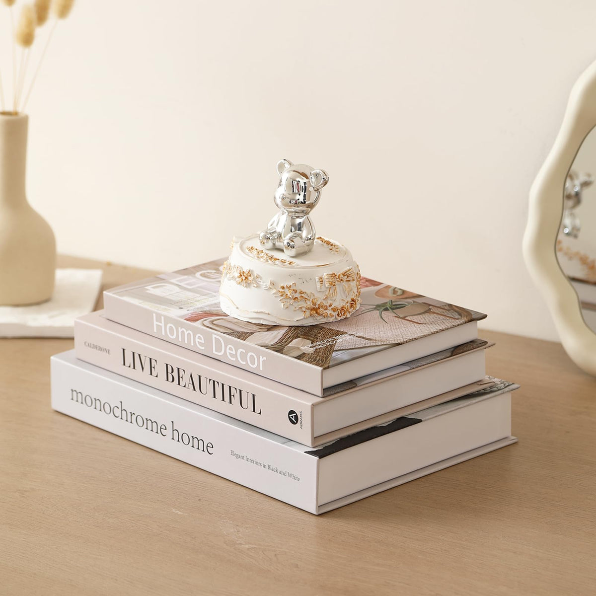 Picapspr coffee table display using three sizes for depth.